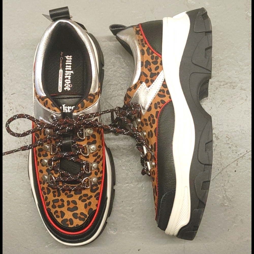Sketchers Nwt Punkrose fashion sneakers black & leopard